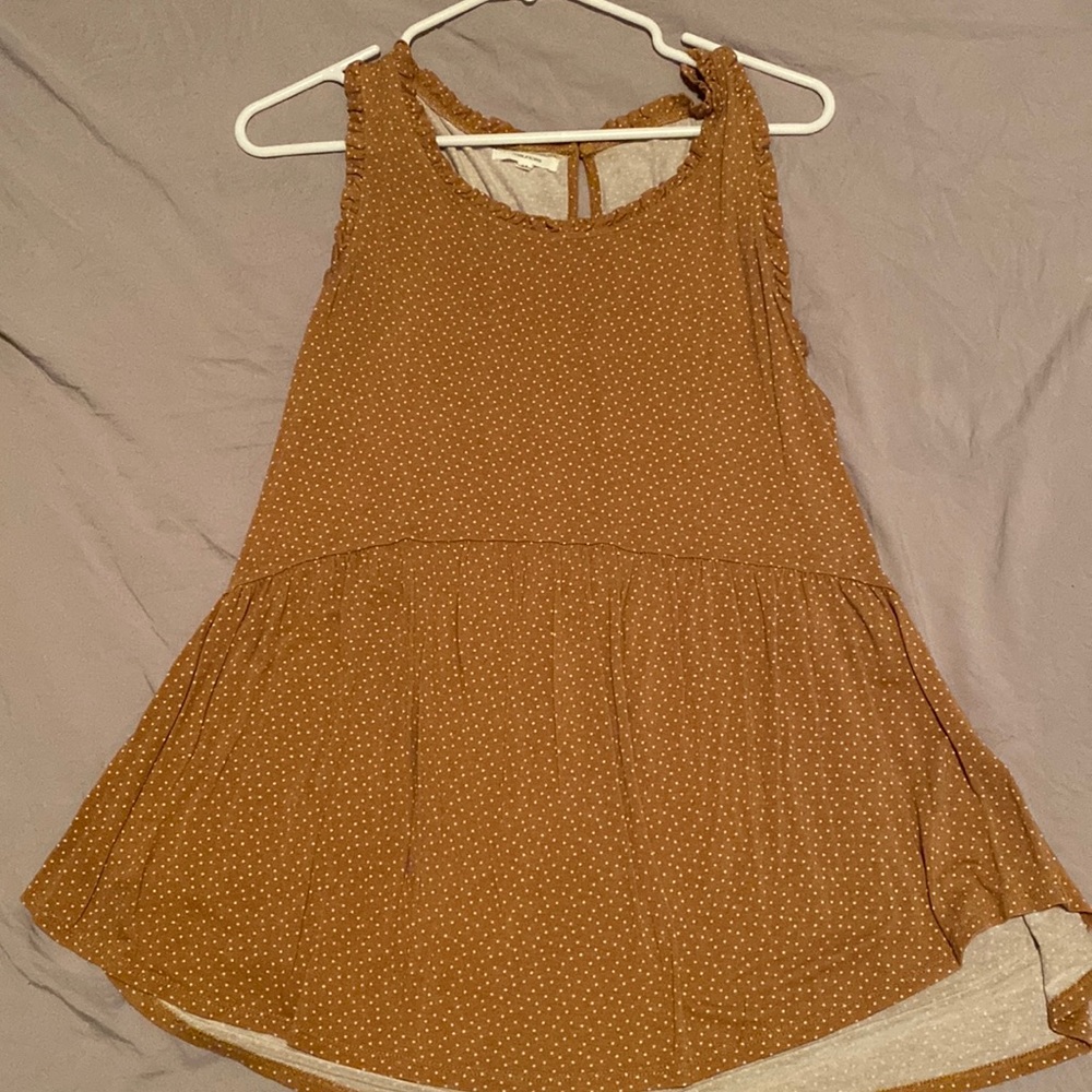 Cute mustard and white summer blouse.